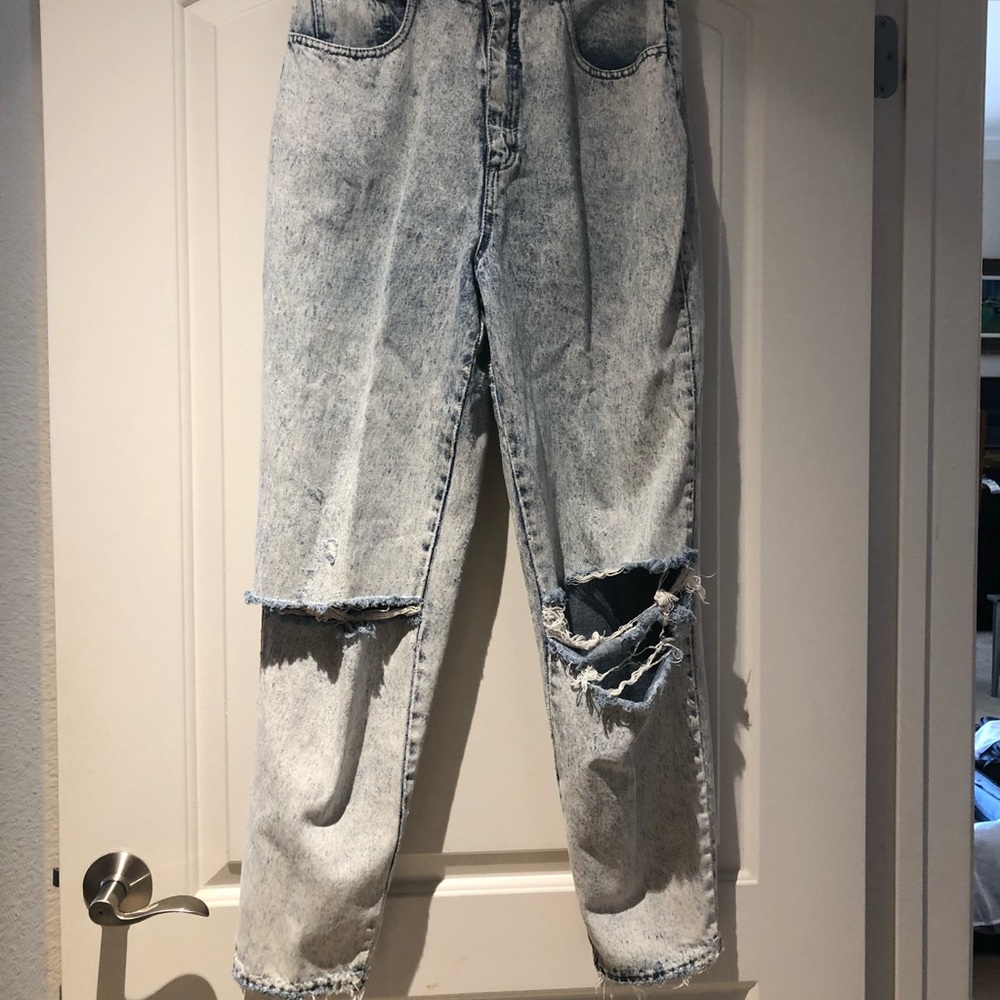 *SOLD*Vintage high waist acid wash distressed